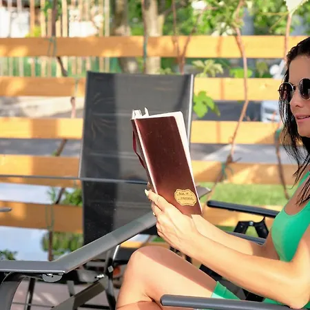 Lägenhet Apartma La Casa